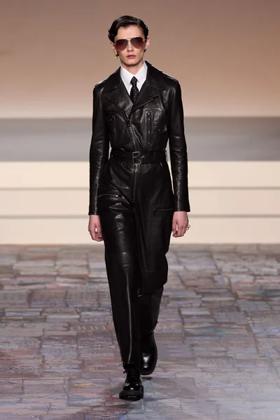 Look 31